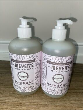 Mrs. Meyers Gardenia Hand Soap Set